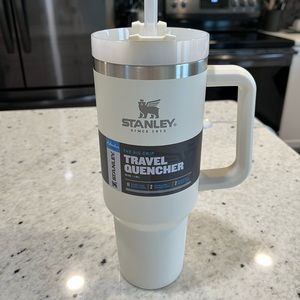 Stanley 40oz quencher